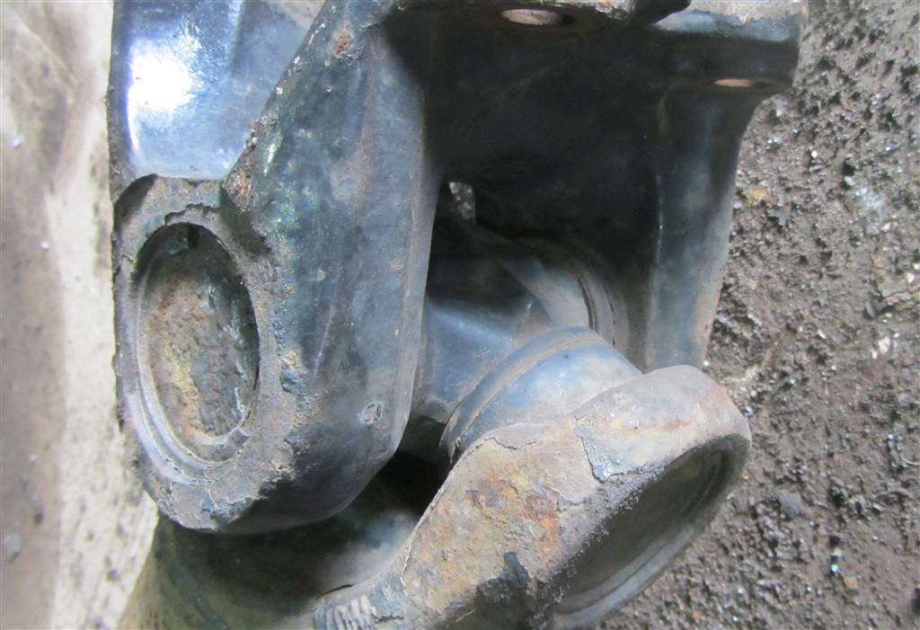 Карданный вал для MAN TGX 81393256152