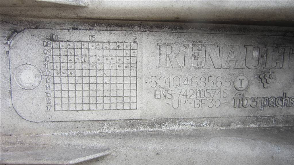 Решетка радиатора для Renault Magnum DXI 5010468565
