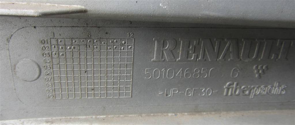 Решетка радиатора для Renault Magnum Etech 5010468565