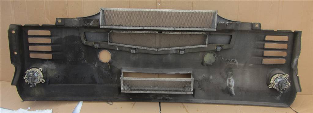 Бампер передний для Renault Magnum DXI 5010468579