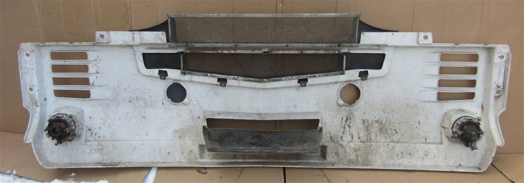 Бампер передний для Renault Magnum DXI 5010468579