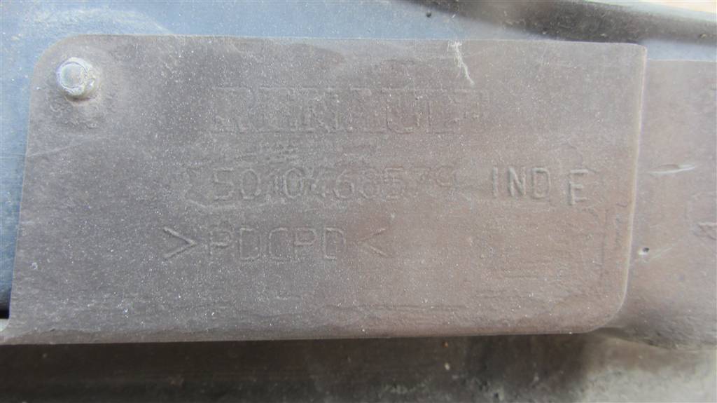 Бампер передний для Renault Magnum DXI 5010468579