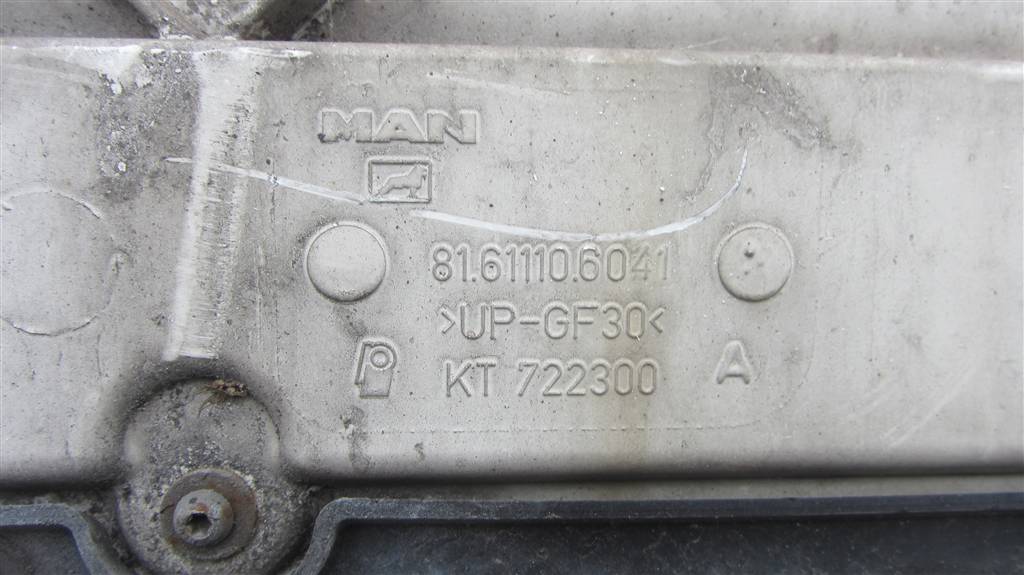 Капот для MAN TGX 81611106041