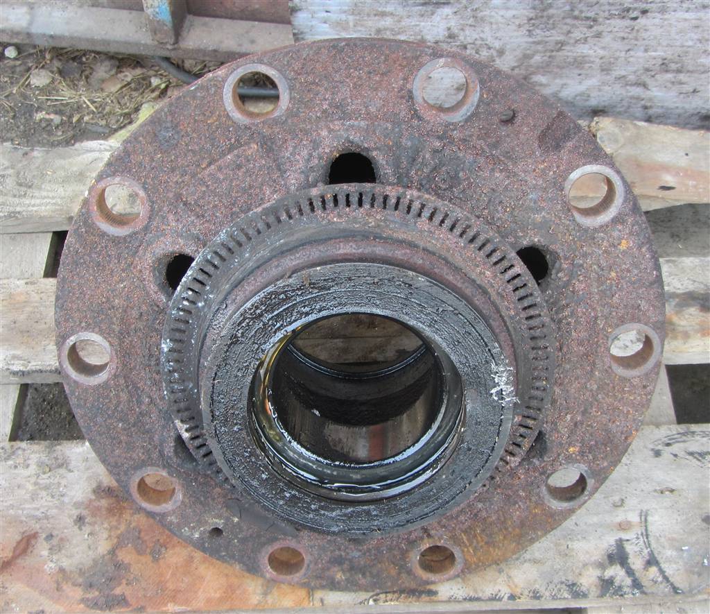 Ступица задняя для Renault MAJOR