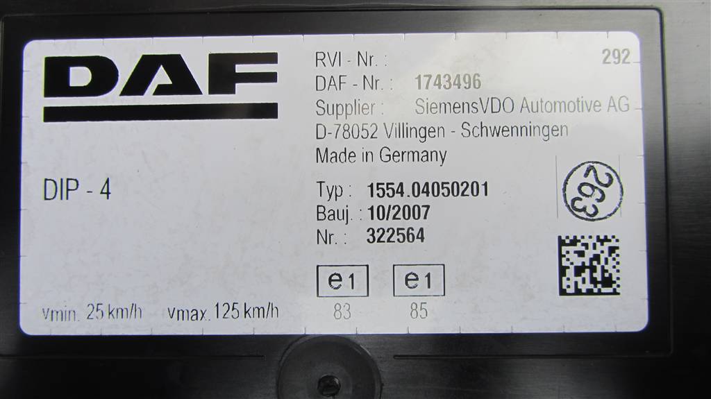 Щиток приборов (приборная панель) для DAF Xf 105  1743496