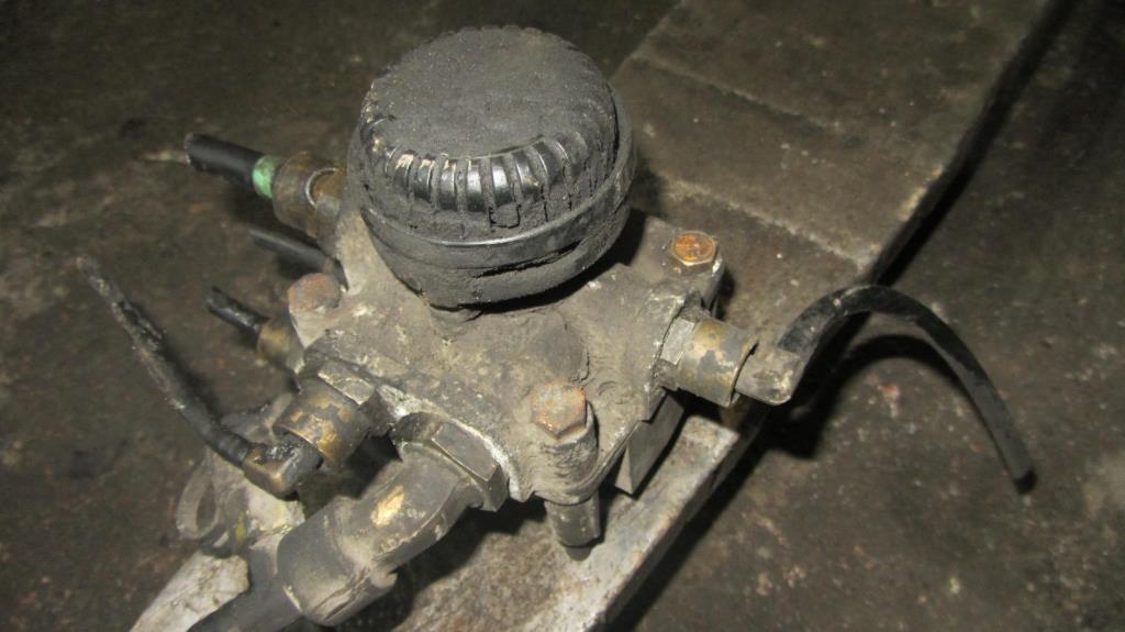 Клапан ускорительный для Renault Premium Dci 9730112060