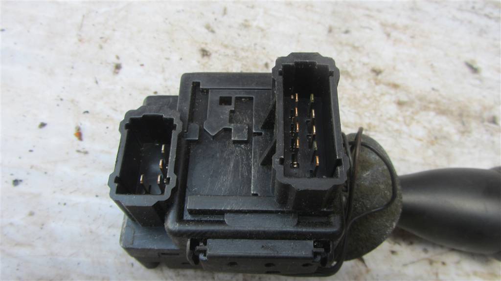 Переключатель подрулевой (стрекоза) для Renault Premium DXI 5010589561