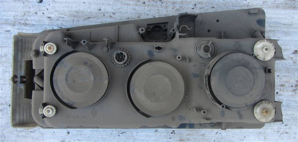 Фара левая для Renault Magnum DXI 5010623622