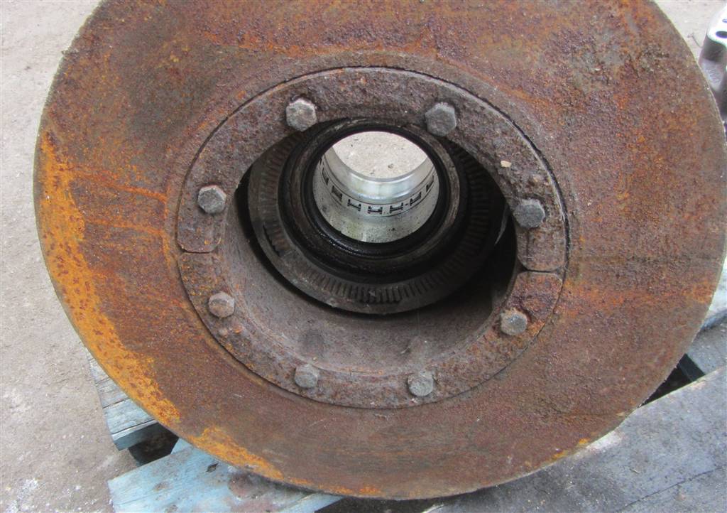 Ступица задняя для Renault Kerax 5010566112