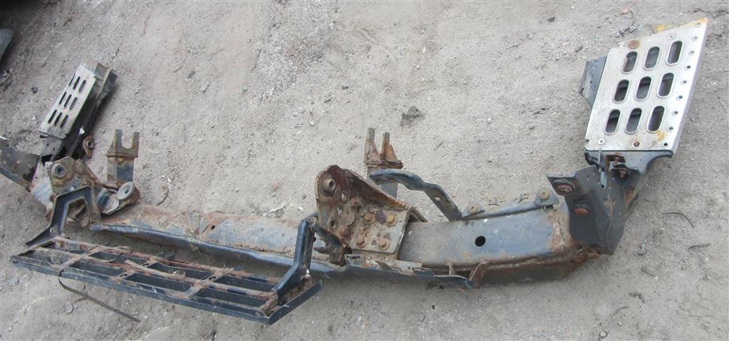 Усилитель бампера переднего для Volvo FH13 20467442