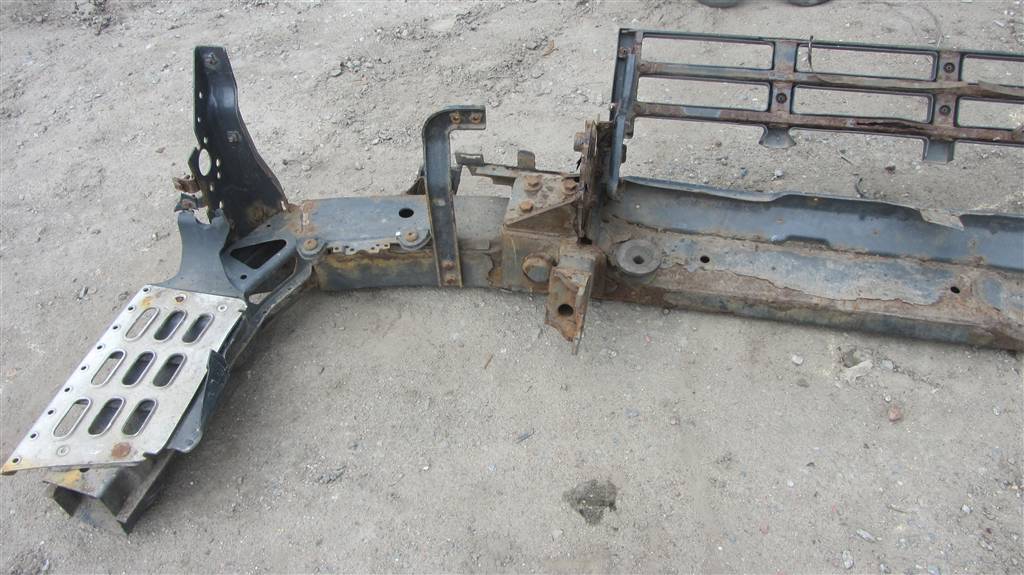 Усилитель бампера переднего для Volvo FH13 20467442