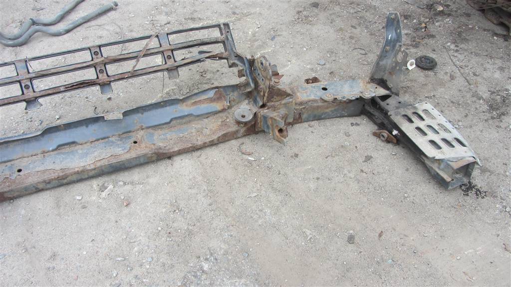 Усилитель бампера переднего для Volvo FH13 20467442