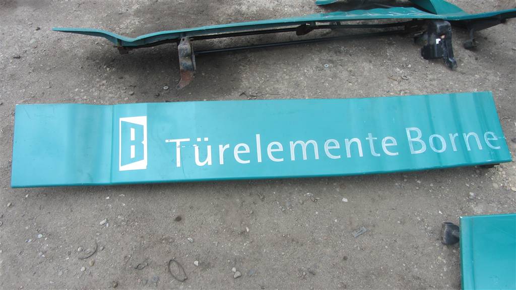 Спойлер кабины для MAN TGX 81629100145