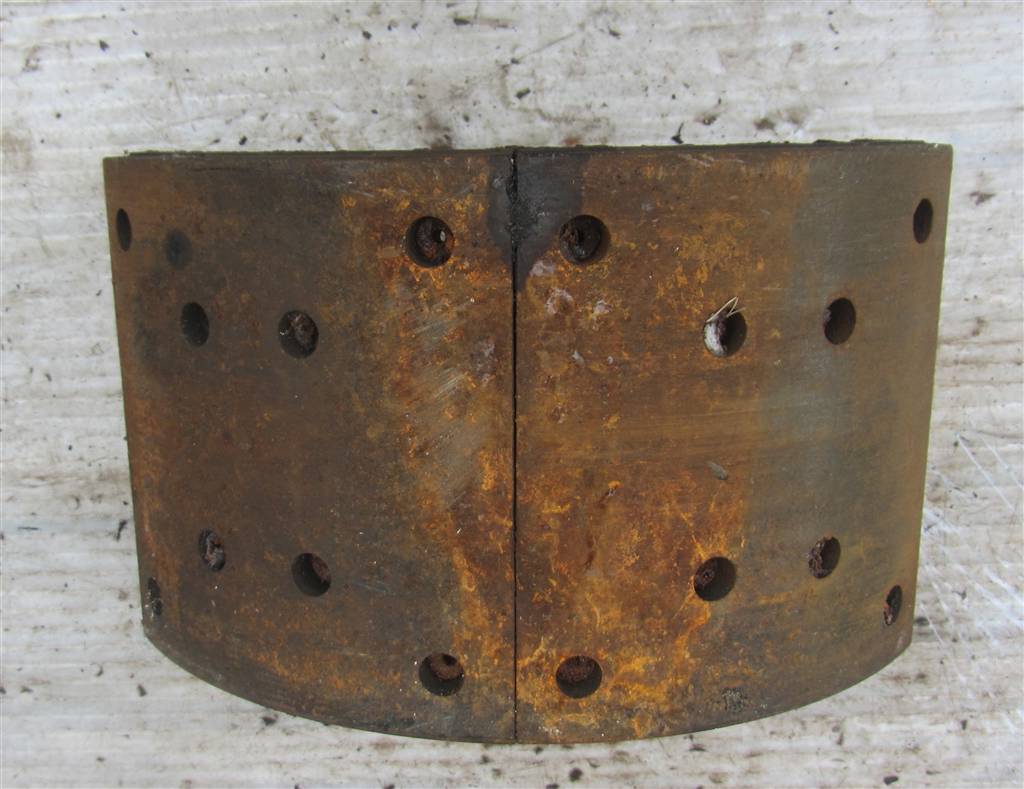 Тормозные колодки для Renault MAJOR 5600104635