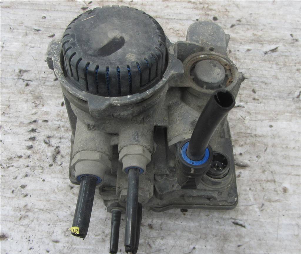 Кран управления тормозами прицепа для DAF Xf 105  4802040020