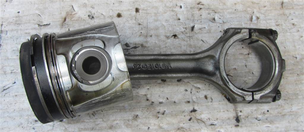 Поршень для Renault  Midlum 450858