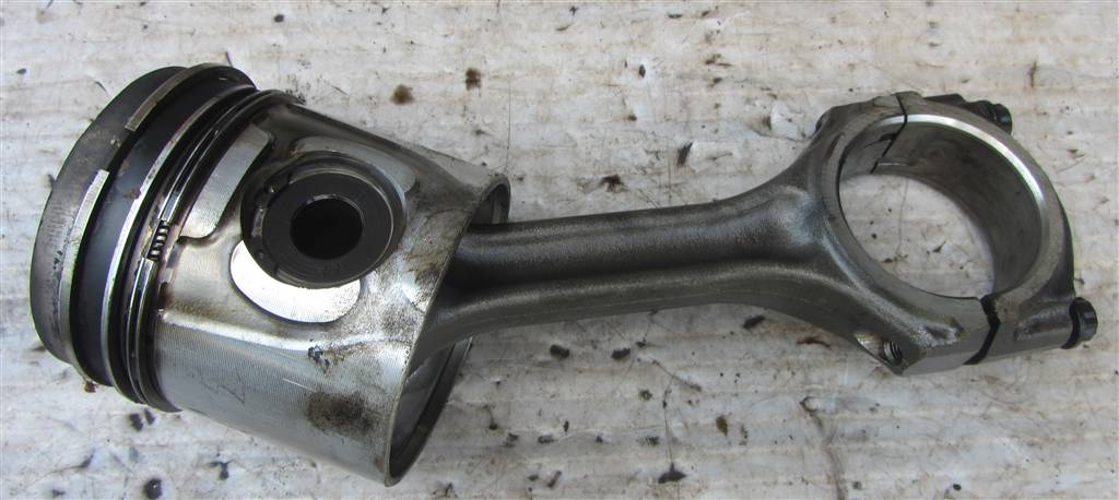 Шатун для Renault  Midlum 149101E