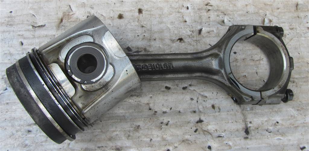 Шатун для Renault  Midlum 149101E