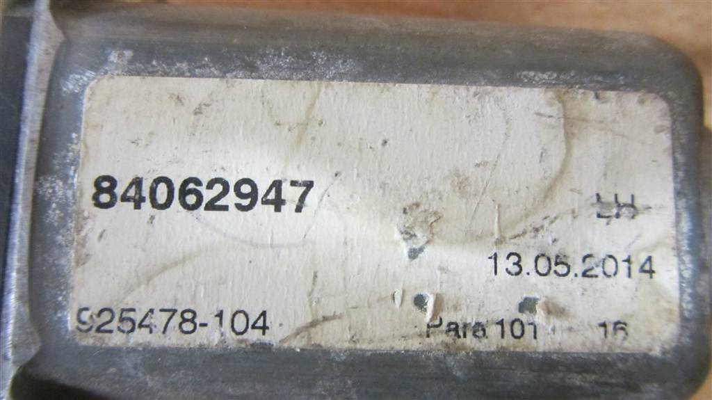 Моторчик стеклоподъемника для Volvo FH4 84062947