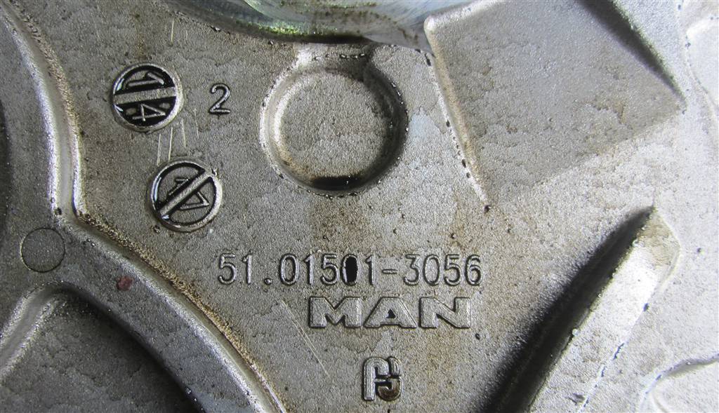 Крышка двигателя передняя для MAN TGX 51015013056