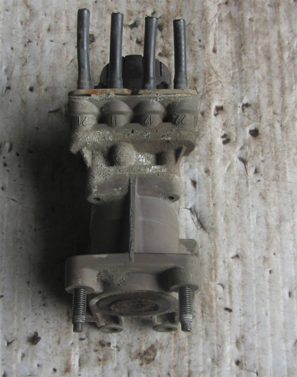 Кран главный тормозной для Renault Premium DXI 5010633321