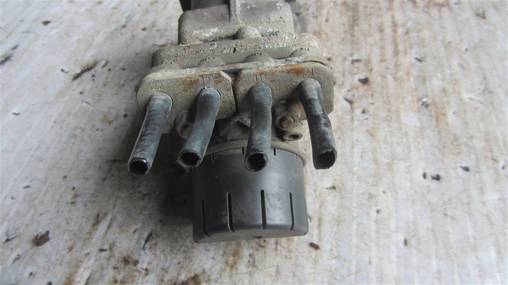 Кран главный тормозной для Renault Premium DXI 5010633321