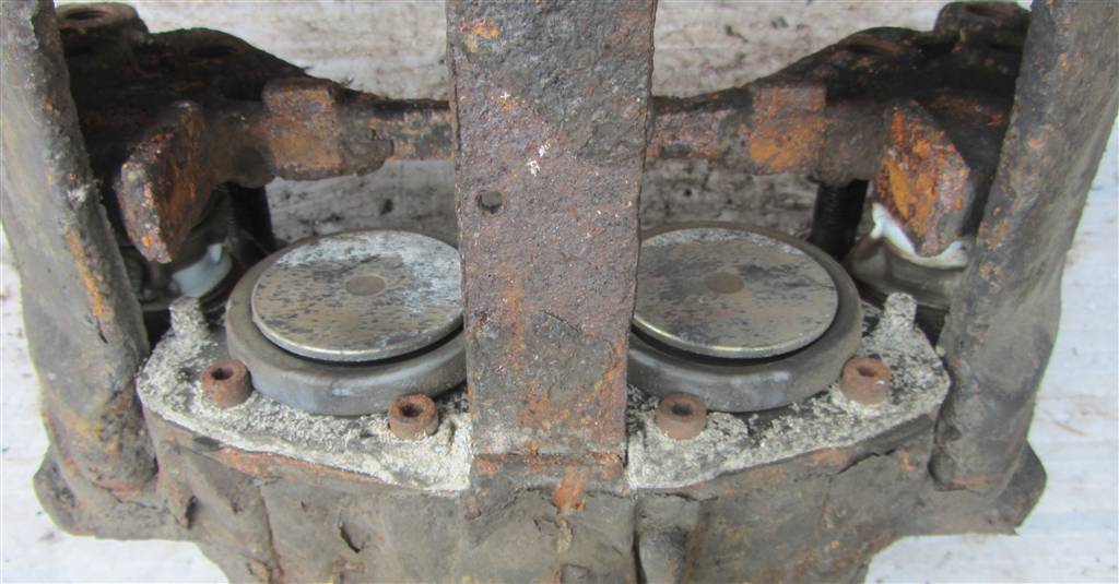 Суппорт задний правый для Volvo FH13 20527570