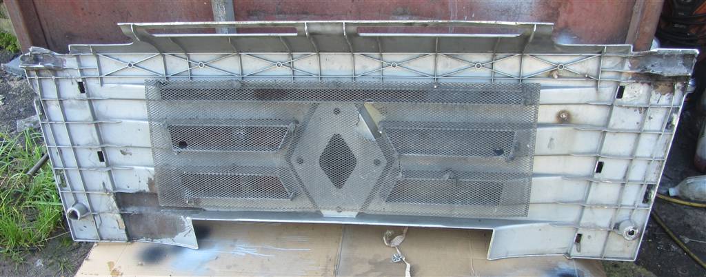 Решетка радиатора для Renault Magnum Etech 5010468565