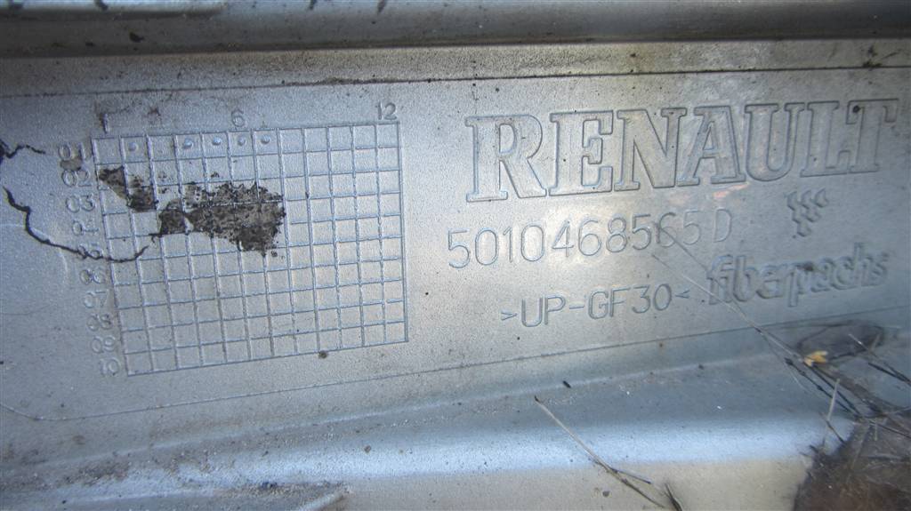 Решетка радиатора для Renault Magnum Etech 5010468565