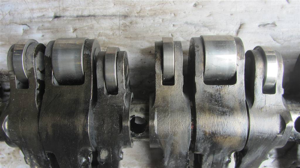 Ось коромысел для Iveco EuroCargo 99446690