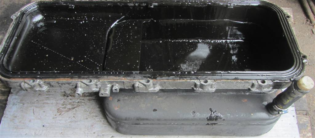 Поддон для Iveco EuroStar F2BE0682D