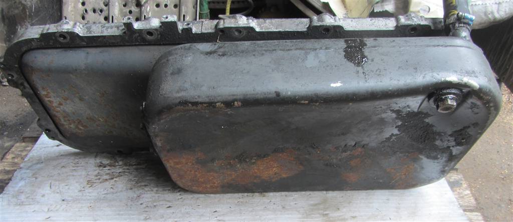 Поддон для Iveco EuroStar F2BE0682D