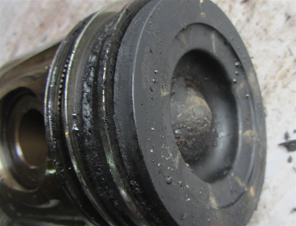 Поршень с шатуном для Iveco EuroCargo 504009280