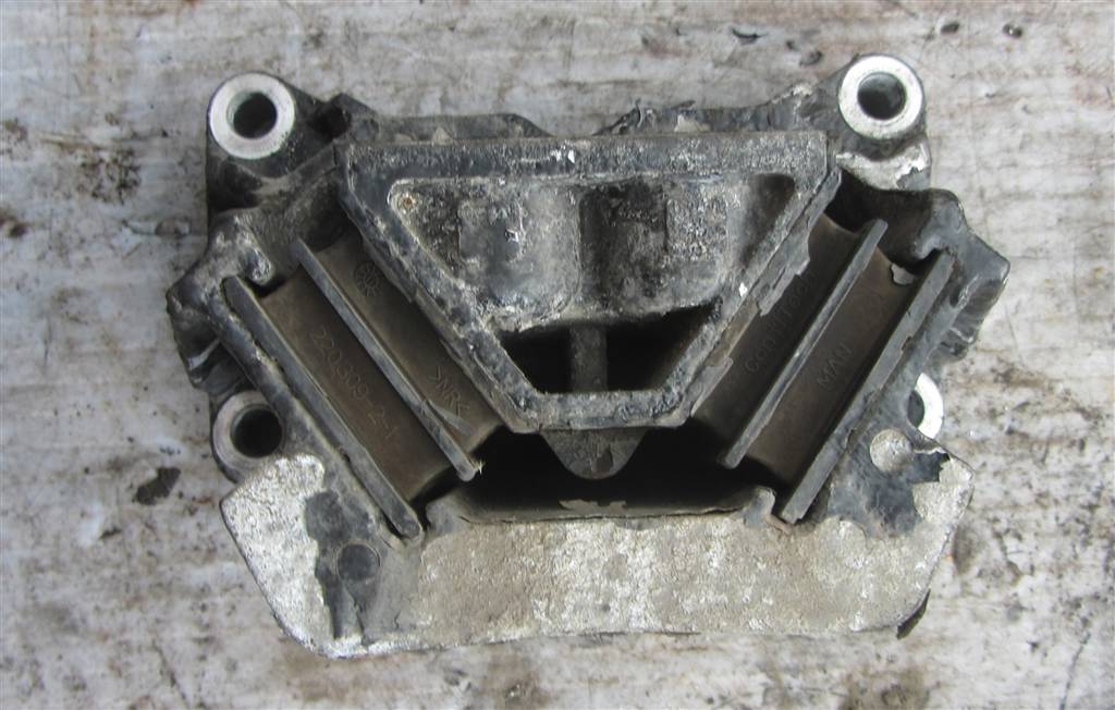 Подушка крепления двигателя для MAN TGX 81962100597