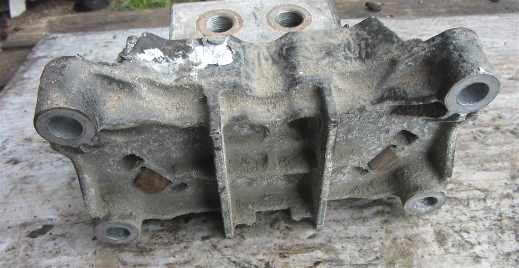 Подушка крепления двигателя для MAN TGX 81962100597