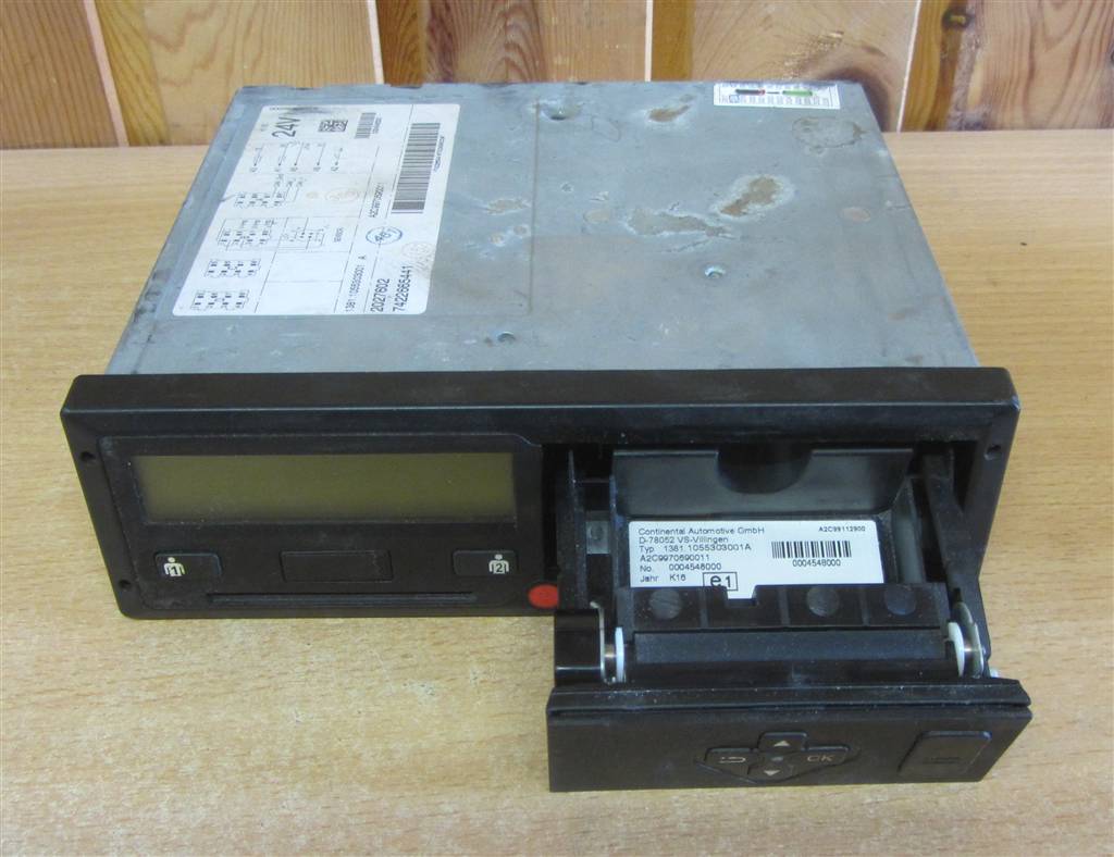 Тахограф для DAF Xf 105  2027602